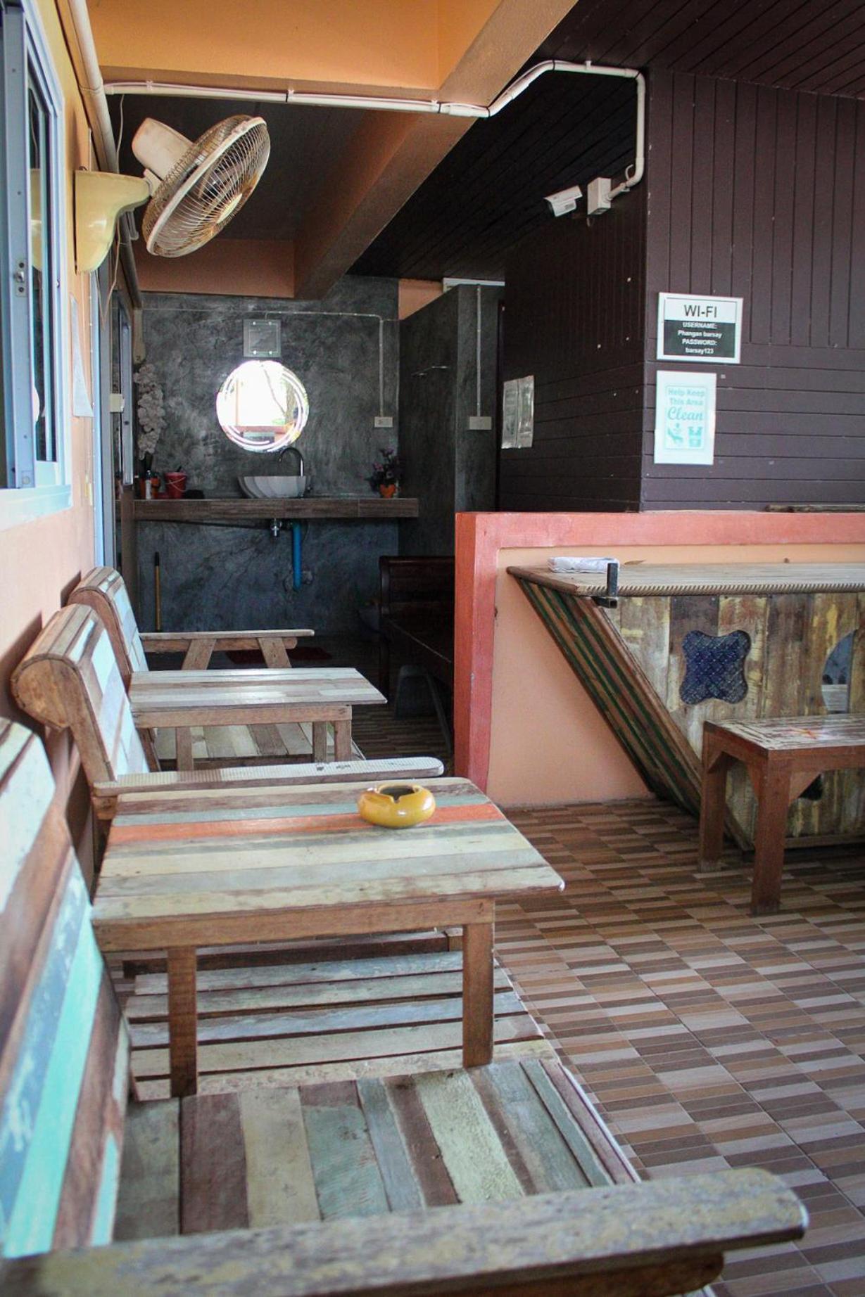 Phangan Barsay Hostel Тонг Сала Экстерьер фото